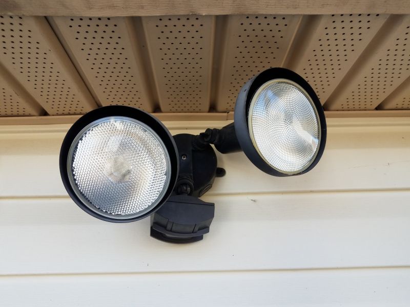 Outdoor Lamp Installation in Overland Park, KS
